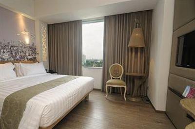 фото отеля Mercure Jakarta Simatupang