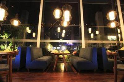 фото отеля Mercure Jakarta Simatupang