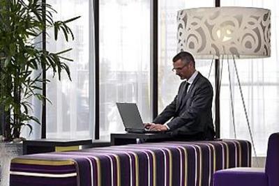 фото отеля Mercure Jakarta Simatupang