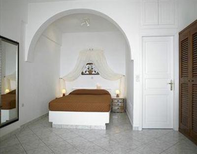 фото отеля Ampelonas Studios & Maisonettes
