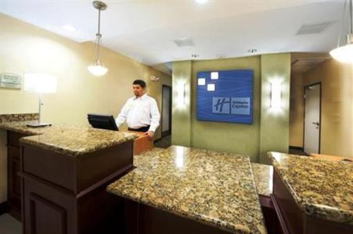 фото отеля Holiday Inn Express Hotel & Suites Phoenix-Glendale