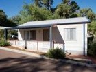 фото отеля Woodman Point Holiday Park Cabins Perth