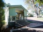 фото отеля Woodman Point Holiday Park Cabins Perth