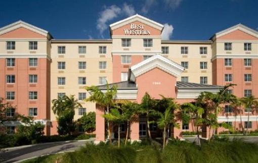 фото отеля BEST WESTERN PLUS Fort Lauderdale Airport South Inn & Suites