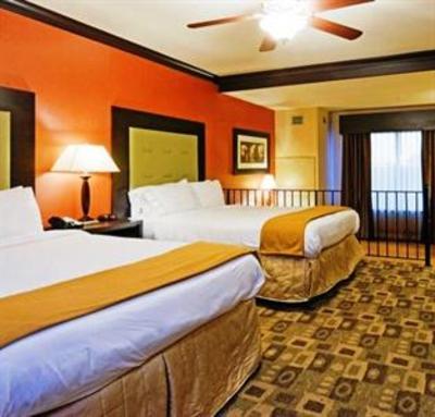 фото отеля Holiday Inn Express Hotel & Suites Columbia-Fort Jackson