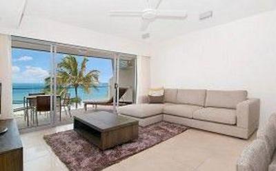 фото отеля Fairshore Beachfront Apartments Noosa