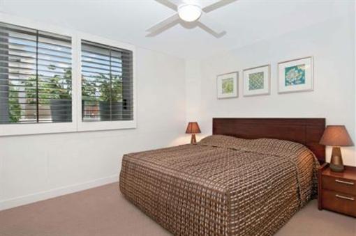 фото отеля Fairshore Beachfront Apartments Noosa