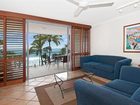 фото отеля Fairshore Beachfront Apartments Noosa