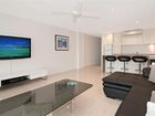 фото отеля Fairshore Beachfront Apartments Noosa