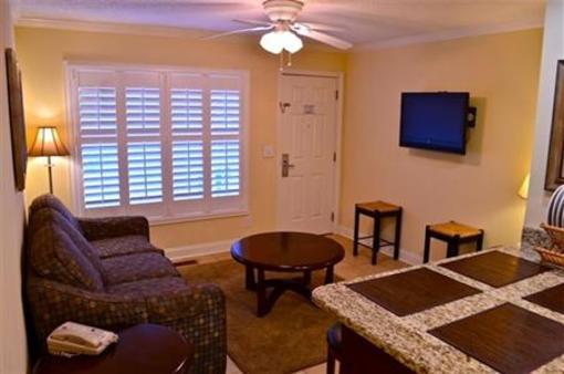 фото отеля BEST WESTERN PLUS Grand Strand Inn & Suites