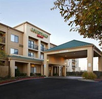 фото отеля Courtyard by Marriott Tulsa Central