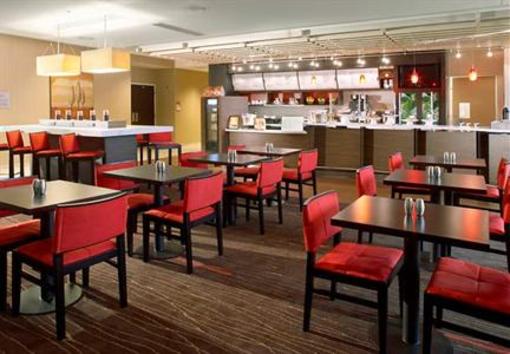 фото отеля Courtyard by Marriott Tulsa Central