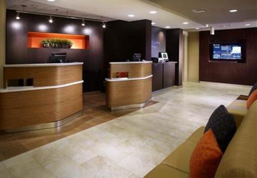 фото отеля Courtyard by Marriott Tulsa Central