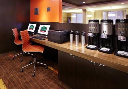 фото отеля Courtyard by Marriott Tulsa Central