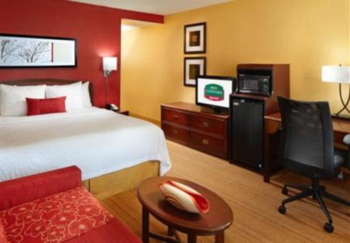 фото отеля Courtyard by Marriott Tulsa Central