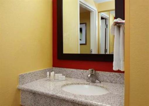 фото отеля Courtyard by Marriott Tulsa Central