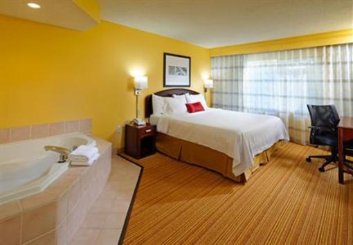 фото отеля Courtyard by Marriott Tulsa Central
