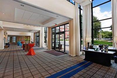 фото отеля The Saratoga Hilton
