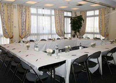 фото отеля Comfort Inn Rosny-sous-Bois