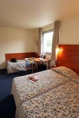фото отеля Comfort Inn Rosny-sous-Bois
