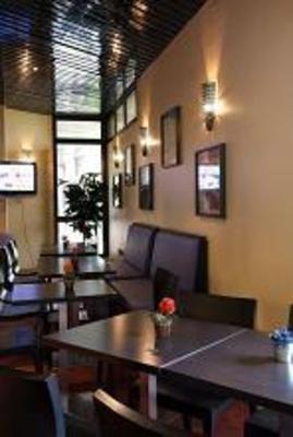 фото отеля Comfort Inn Rosny-sous-Bois