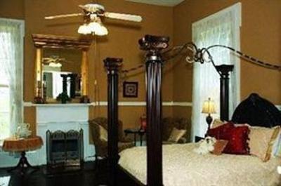 фото отеля Historic Maple Hill Manor Bed & Breakfast Springfield (Kentucky)