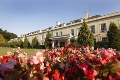 фото отеля Hilton Avisford Park