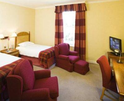 фото отеля Hilton Avisford Park