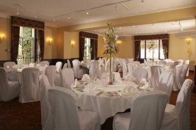 фото отеля Hilton Avisford Park