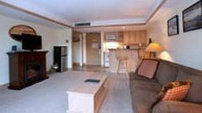 фото отеля Le Chamois Hotel Whistler