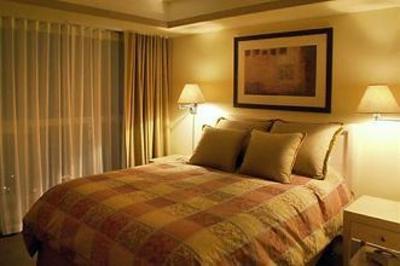 фото отеля Le Chamois Hotel Whistler