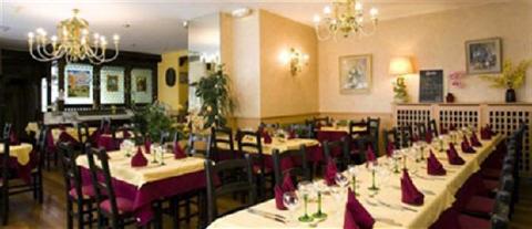 фото отеля Kyriad Hotel Colmar