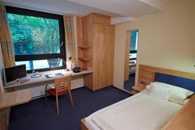 фото отеля Commundo Tagungshotel Bad Honnef