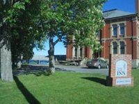 Customs House Inn