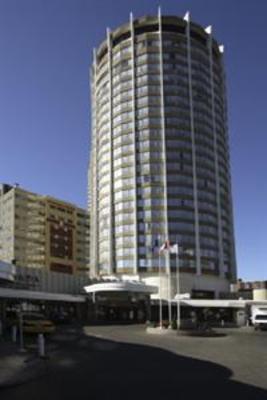 фото отеля Crowne Plaza Chateau Lacombe