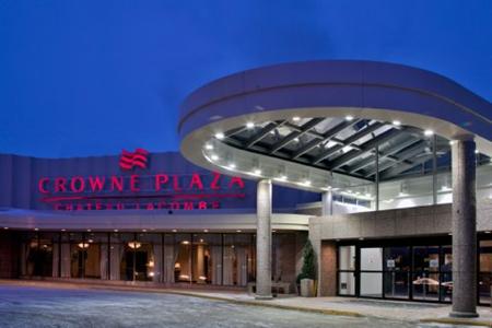 фото отеля Crowne Plaza Chateau Lacombe