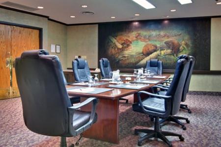 фото отеля Crowne Plaza Chateau Lacombe