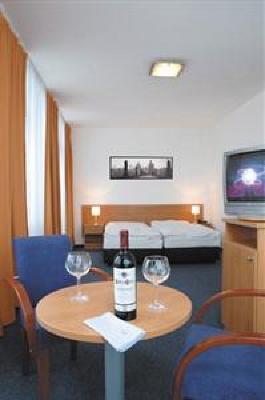 фото отеля Akcent Hotel Prague