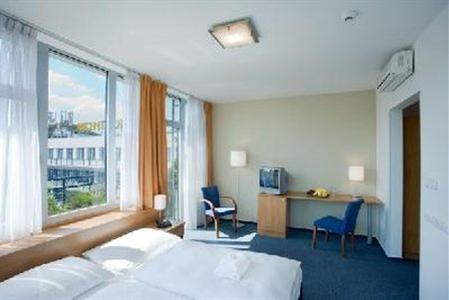 фото отеля Akcent Hotel Prague