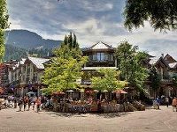 Crystal Lodge Hotel