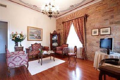 фото отеля Argentikon Luxury Suites