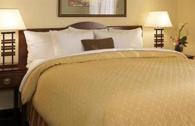 фото отеля Larkspur Landing Hillsboro