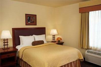 фото отеля Larkspur Landing Hillsboro