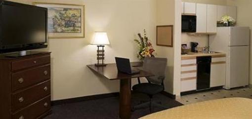 фото отеля Larkspur Landing Hillsboro