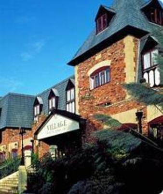 фото отеля Village Hotel Cheadle (Cheshire)