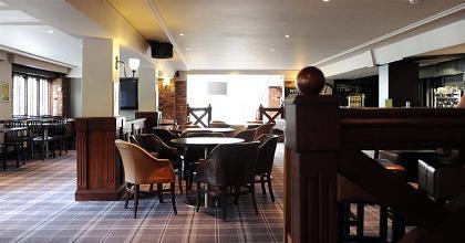 фото отеля Village Hotel Cheadle (Cheshire)