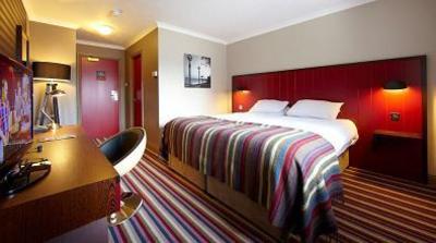 фото отеля Village Hotel Cheadle (Cheshire)