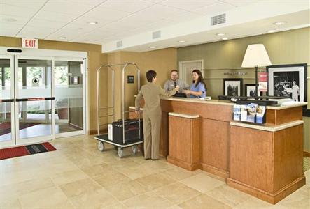 фото отеля Hampton Inn Dover (New Hampshire)
