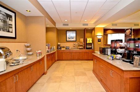 фото отеля Hampton Inn Dover (New Hampshire)