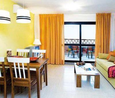 фото отеля Apartamentos Leo Punta Umbria